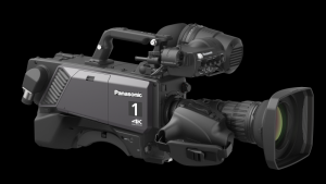 PANASONIC PREZENTUJE KAMERĘ STUDYJNĄ 4K I ADAPTER ŚWIATŁOWODOWY