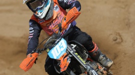 Mistrz motocrossu MX 65 ma 12 lat i jest z Białegostoku Biuro prasowe