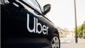 Uber przyłącza się do akcji pomocowej dla powodzian