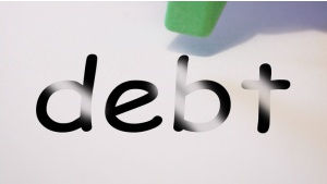 Przejęcie długu - czy dłużnik może wybrać kto przejmie dług?