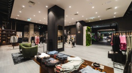 Pierwszy stacjonarny concept store Answear.com w Fabryce Norblina już otwarty