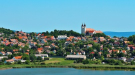 Adriatyk i Balaton zamiast Bałtyku, bo blisko, tanio i słonecznie.